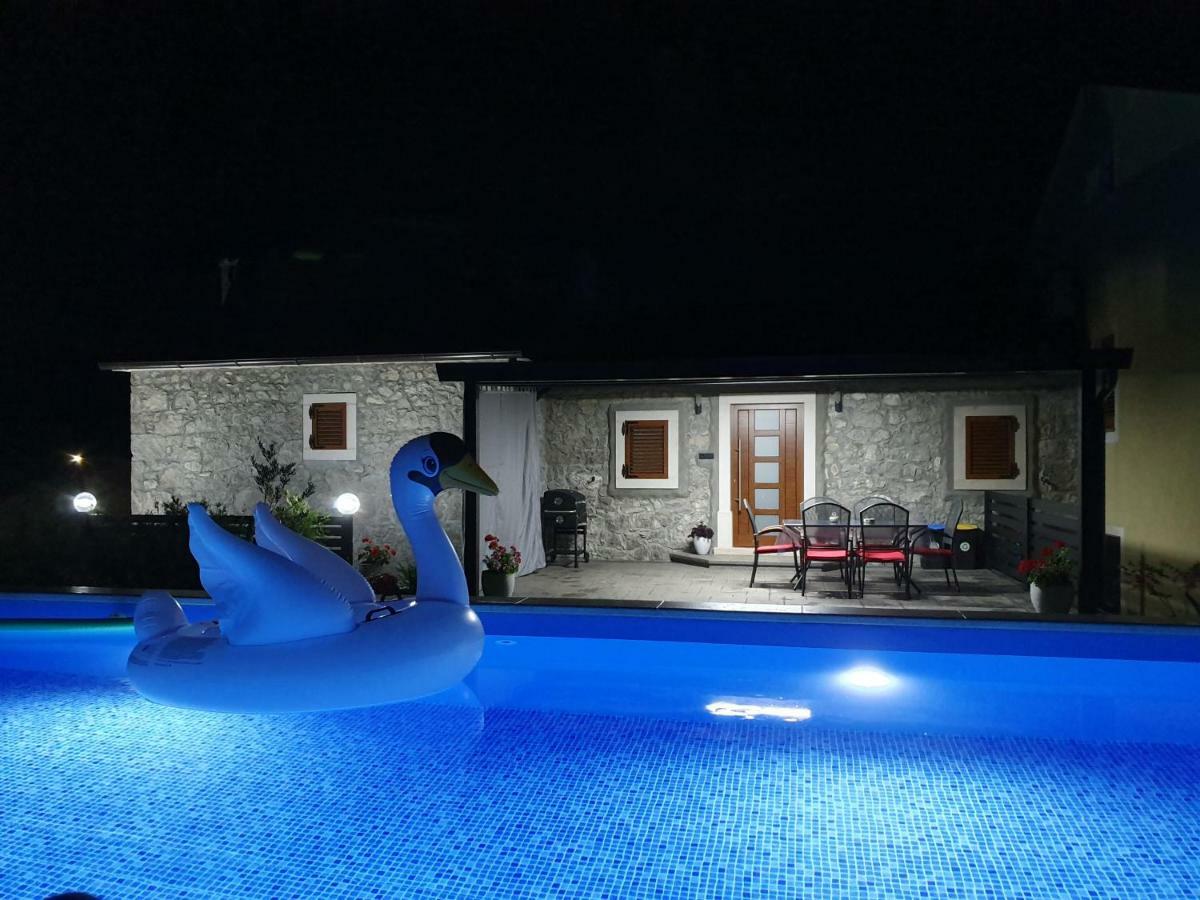 Villa Kos Lupoglav  Dış mekan fotoğraf